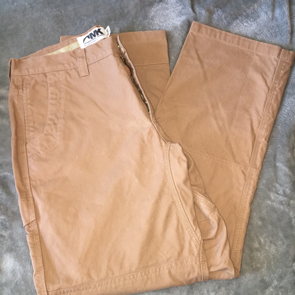 Mountain Khakis- Wyoming